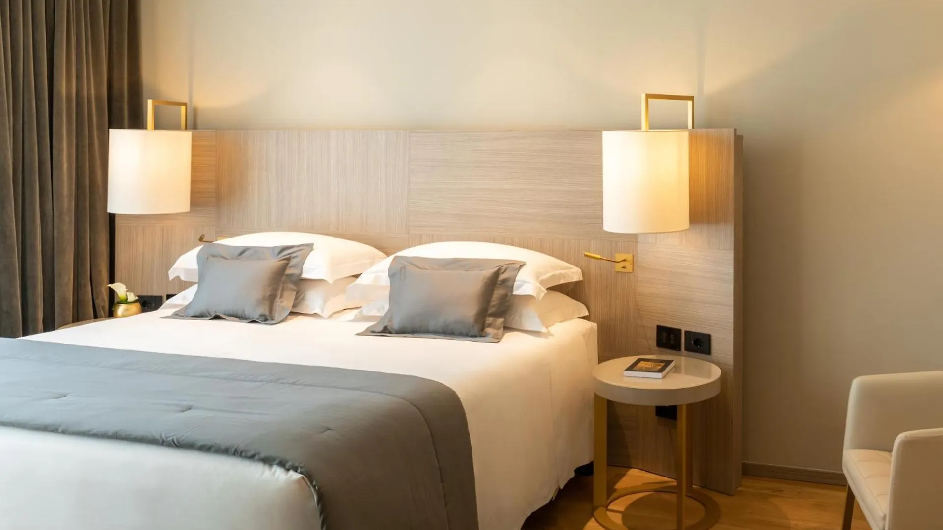 Rosa Grand Milano - Starhotels Collezione Szálloda